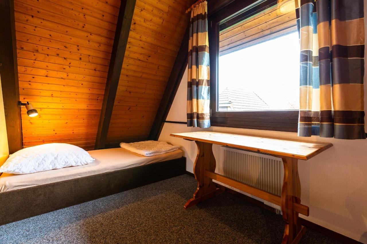 Ferienwohnpark Immenstaad Am Bodensee Nurdachhaus Typ 8 Ndt 099 외부 사진